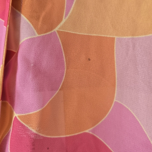 NWT Lovers + Friends Feeling Groovy Romper in Fuschia Geo Pink Small Fla… - Picture 9 of 10